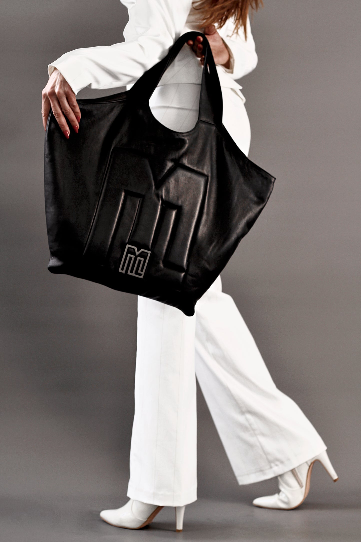 Mano-Lee Shopper ๐ Early Order Gift: Ontvang een gratis Mano-Lee Wallet bij je bestelling (alleen voor de eerste 10 klanten).